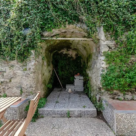 Joivy Family Flat With Little Patio, Cinque Terre *