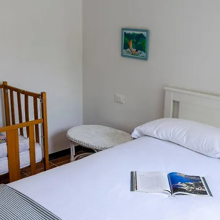 Joivy Family Flat With Little Patio, Cinque Terre *